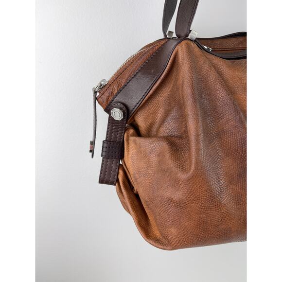 VINTAGE Max Azria Textured Leather Brown Tan Shoulder Strap Hobo Weekender Bag - Picture 5 of 11